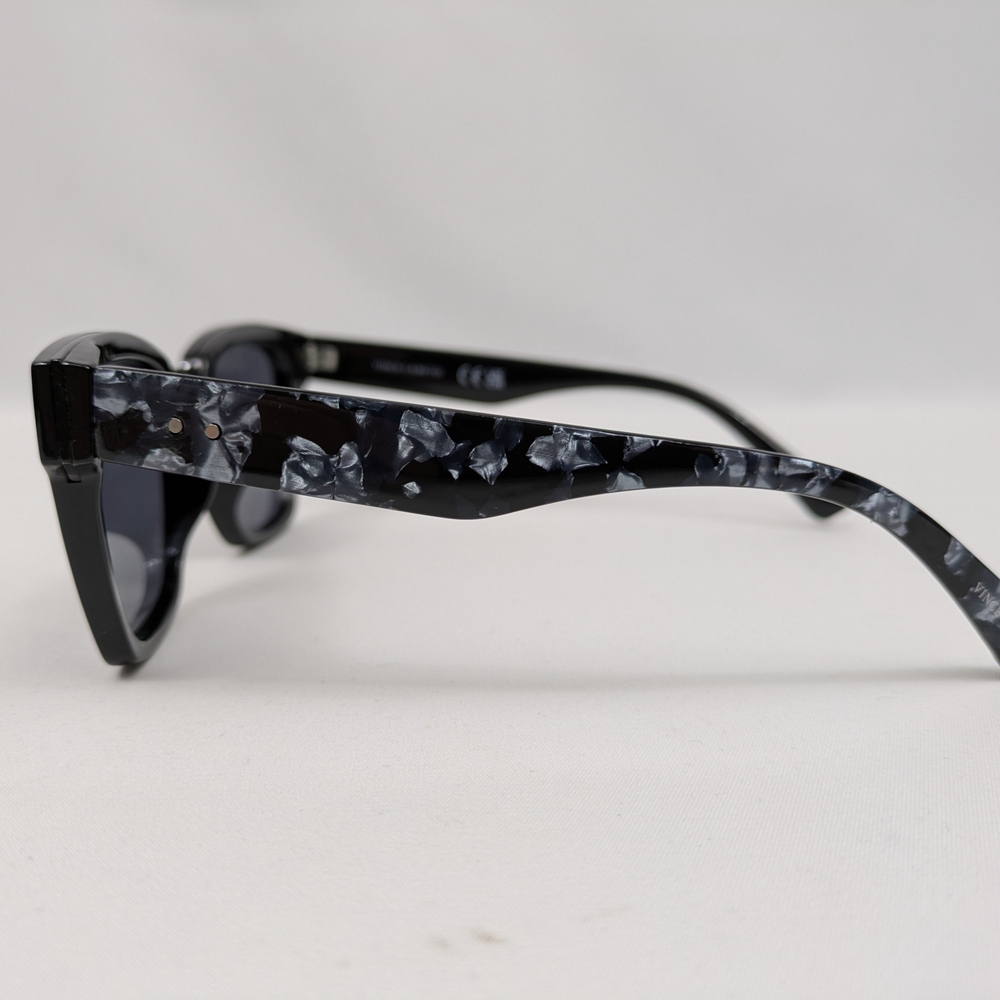 Vince Camuto Black Sunglasses - Picture 3 of 7